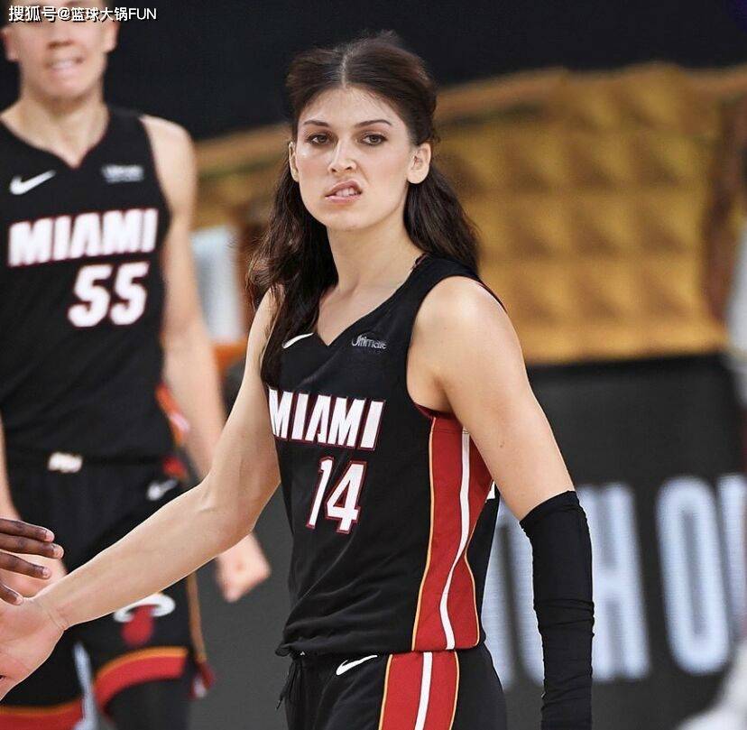 詹姆斯新星战术调整表现惊艳，西班牙队未来可期！的简单介绍